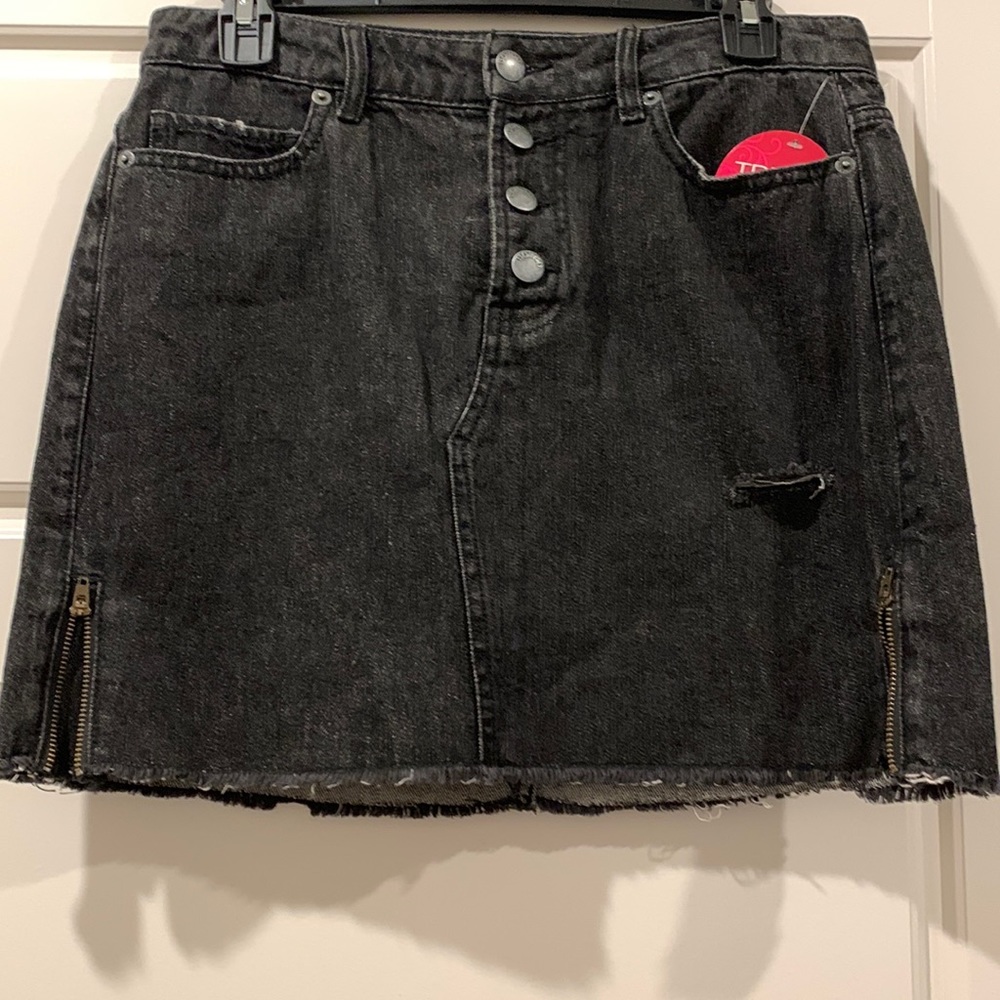 BONGO Black Skirt